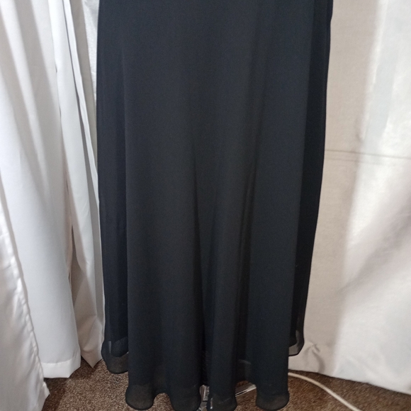 S.L Fashions Tag Maxi Dress, Black, Fohrmal Square Neck, Pleated, Sheer, 8 - Picture 10 of 15
